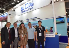 Mr Chen Boqi from Shekou port (2nd from the left) is receiving visitors at the booth.